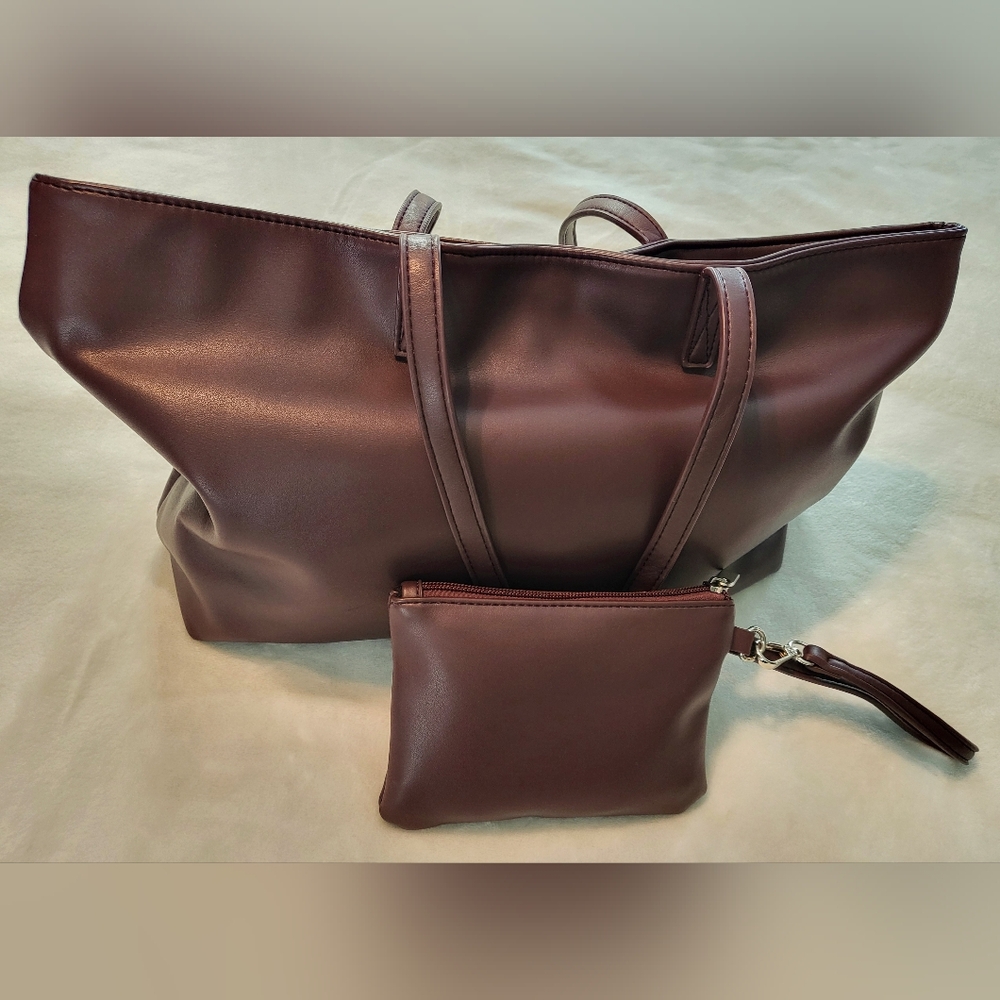LiKE New ☆ Urban Outfitters Bag